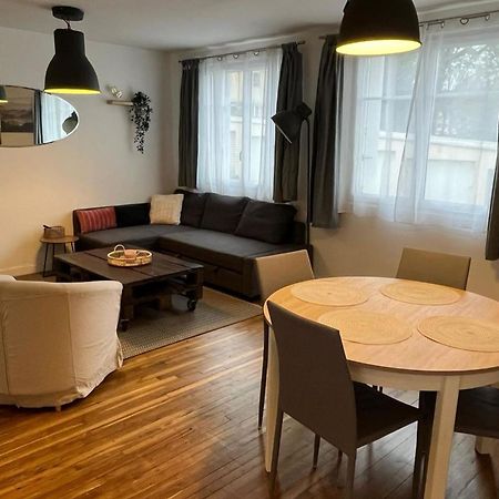 Ferienwohnung Charming Cozy Nest In Nantes Exterior foto