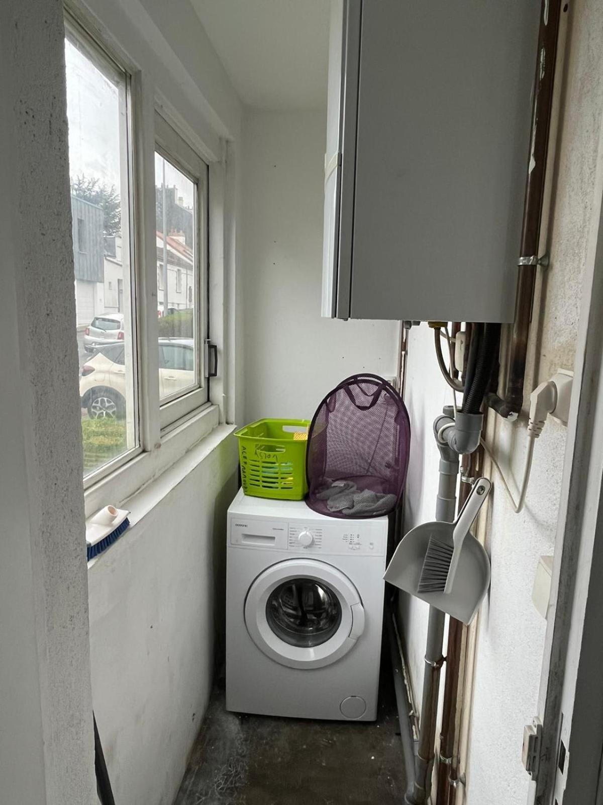 Ferienwohnung Charming Cozy Nest In Nantes Exterior foto