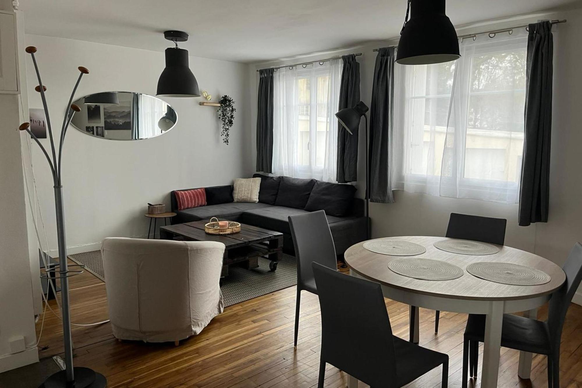 Ferienwohnung Charming Cozy Nest In Nantes Exterior foto